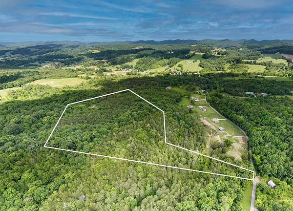 21.3 Acres of Recreational & Residential Land for Sale in Powder Springs, Tennessee