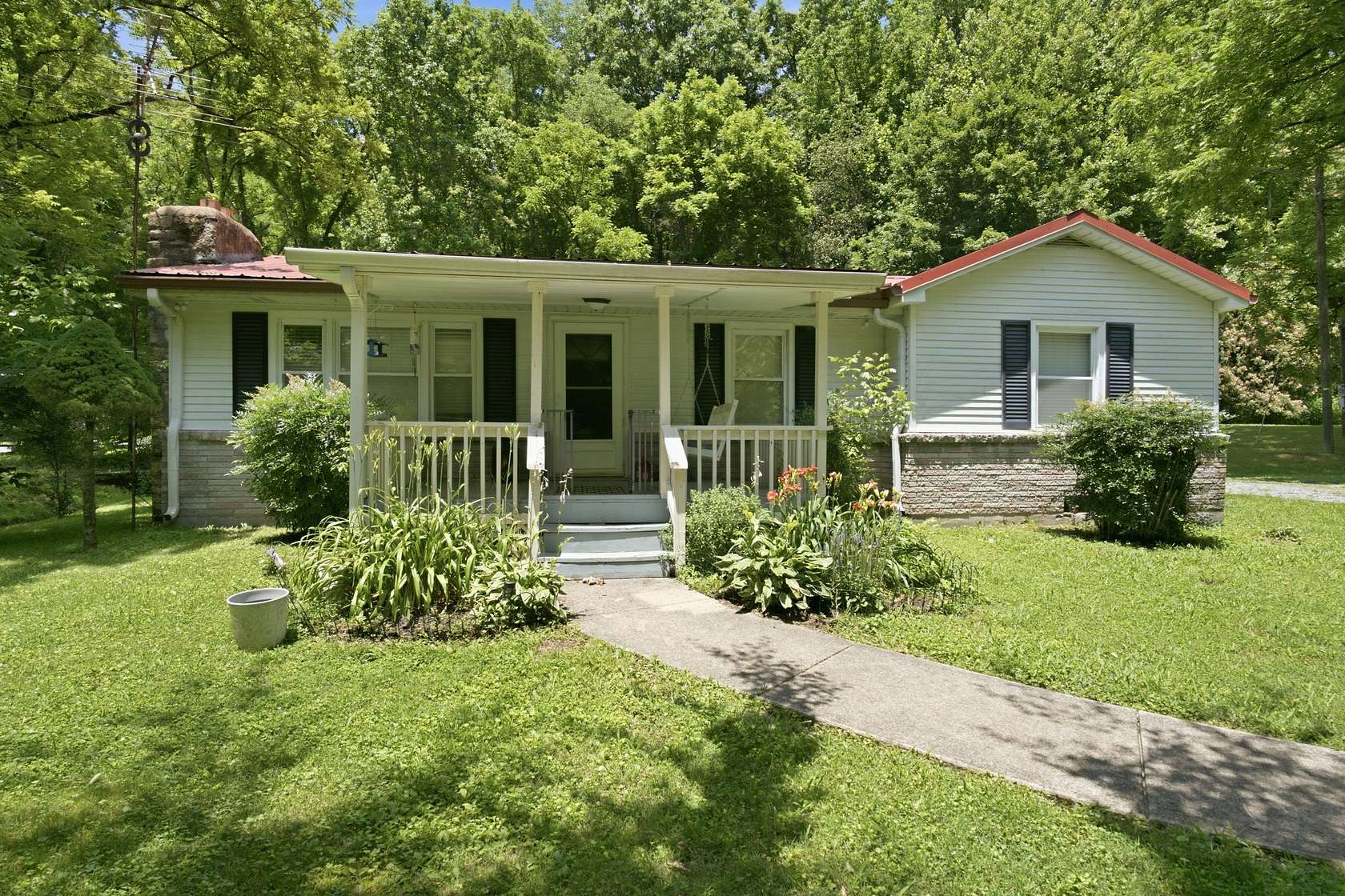 2.2 Acres of Land with Home for Sale in Ashland City, Tennessee