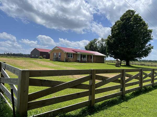 1.59 Acres of Land with Home for Sale in Lawrenceburg, Tennessee