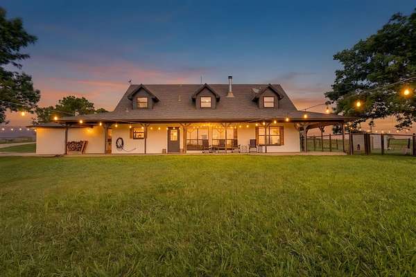 27.3 Acres of Land with Home for Sale in Grandview, Texas