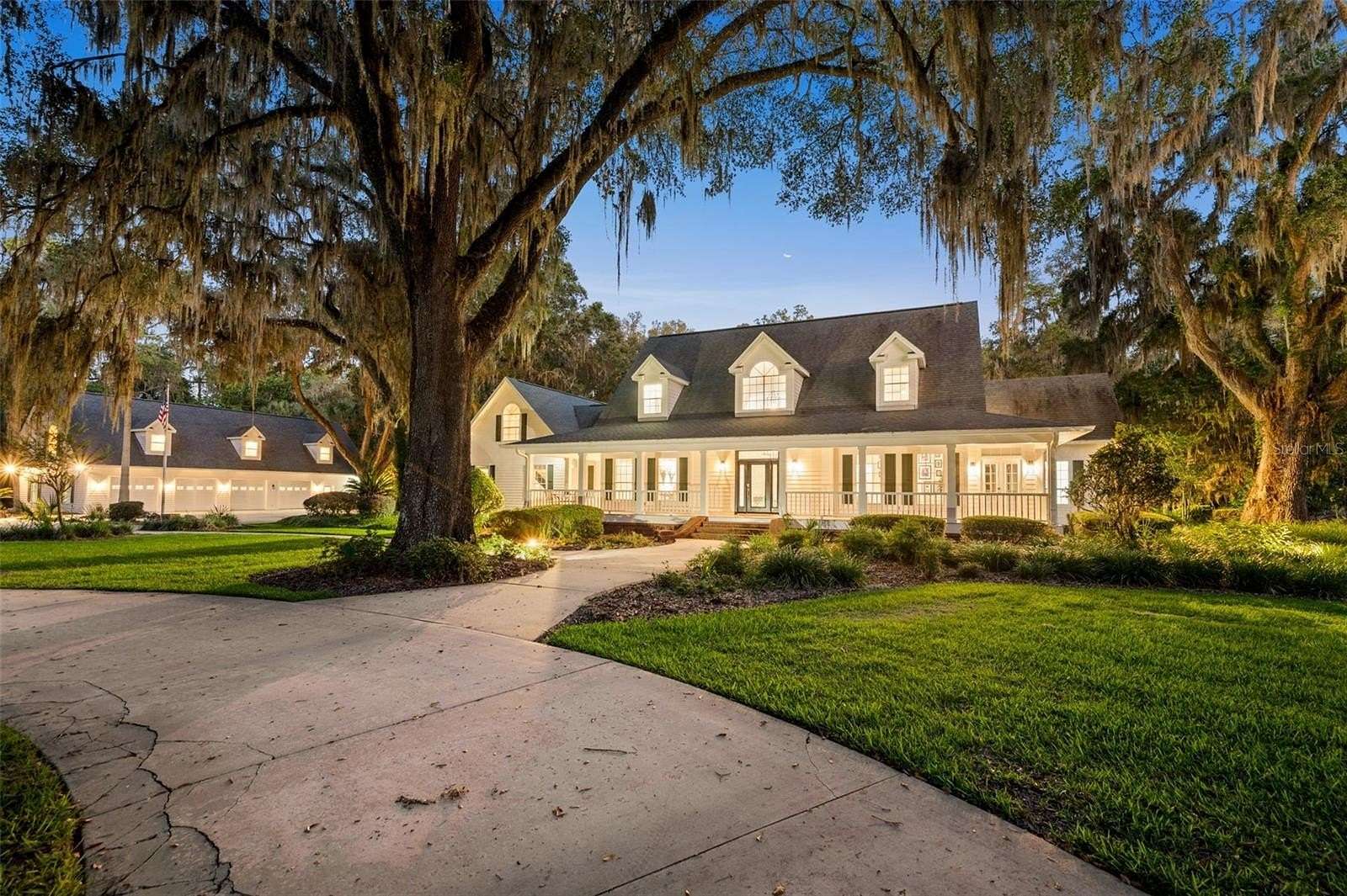 5.25 Acres of Land with Home for Sale in Alachua, Florida