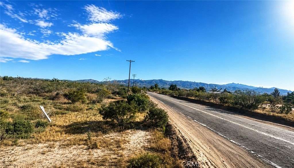 18.6 Acres of Agricultural Land for Sale in Piñon Hills, California
