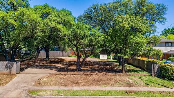 0.26 Acres of Residential Land for Sale in Dallas, Texas