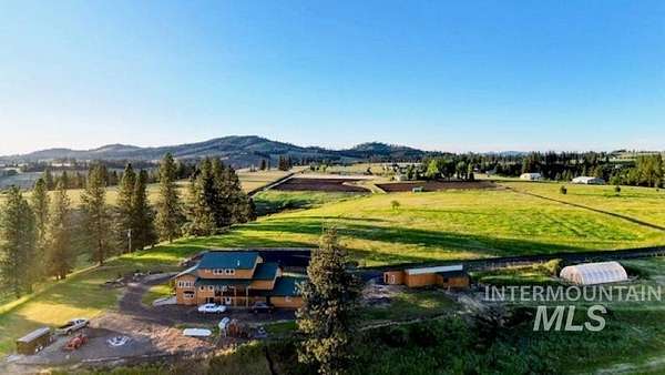 9 Acres of Land with Home for Sale in Kamiah, Idaho