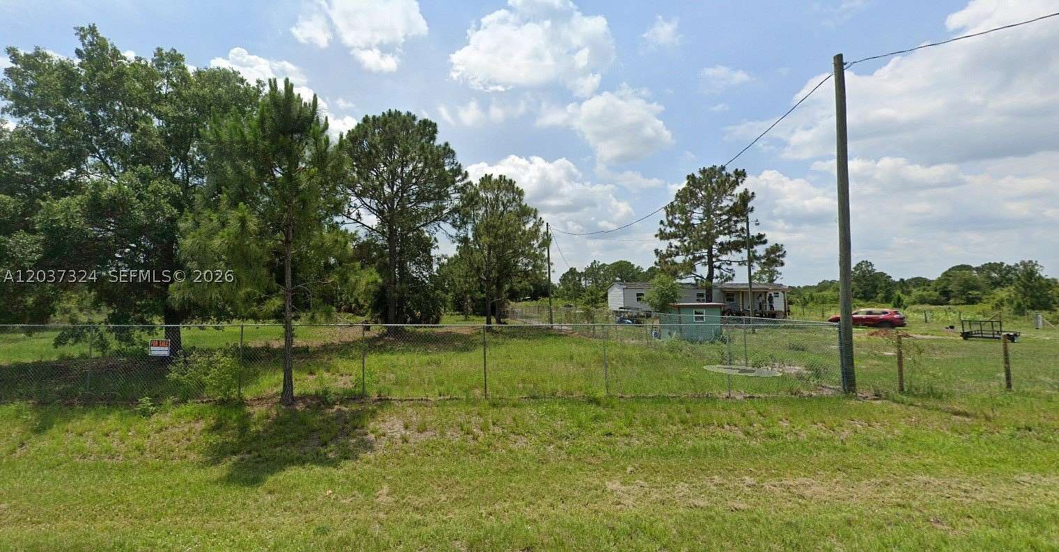 1 Acre of Residential Land for Sale in Clewiston, Florida