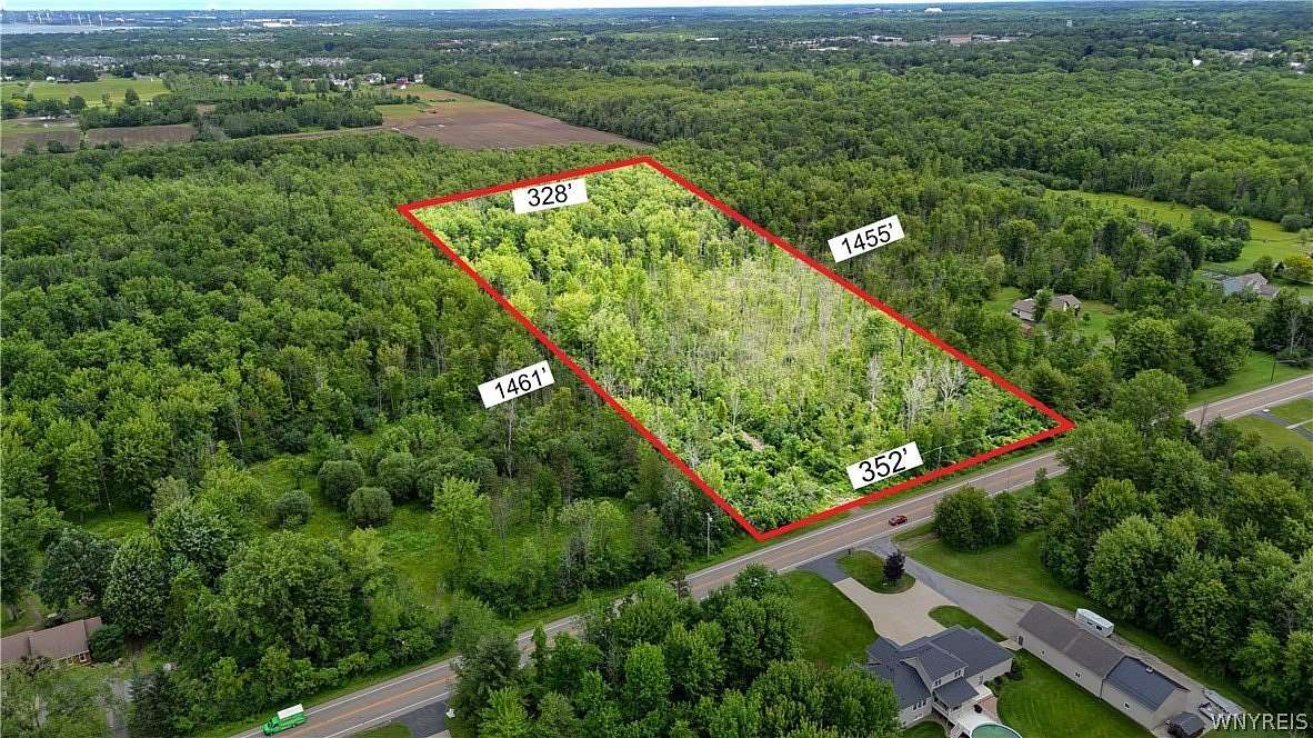 11.5 Acres of Land for Sale in Hamburg, New York