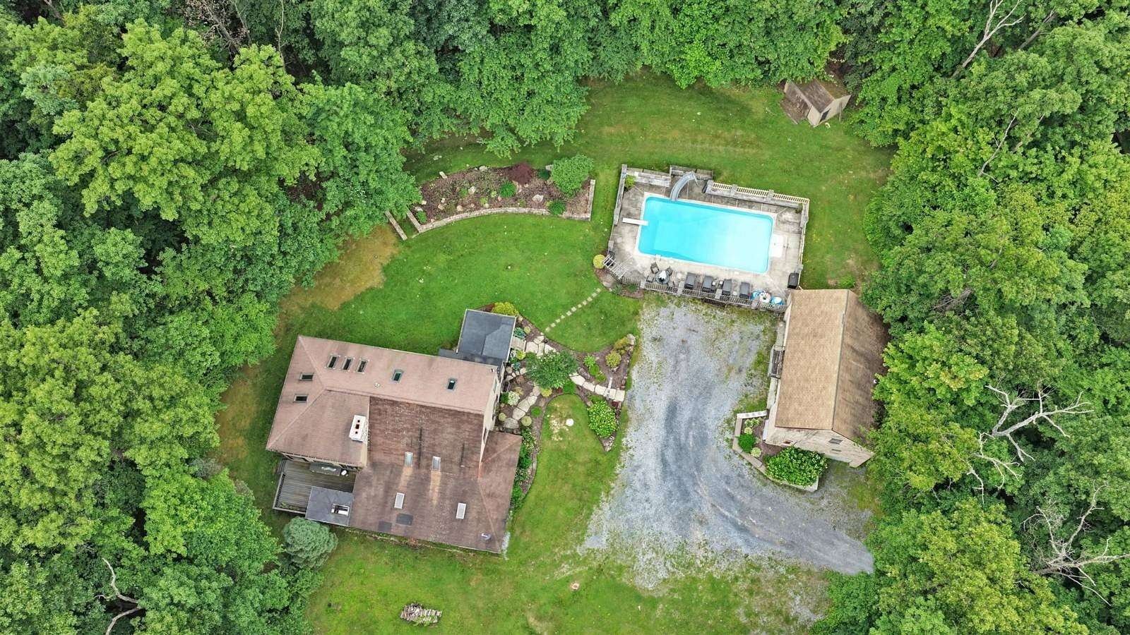 2.8 Acres of Land with Home for Auction in Robesonia, Pennsylvania