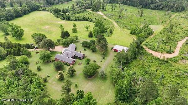 70 Acres of Land with Home for Sale in Hazlehurst, Mississippi