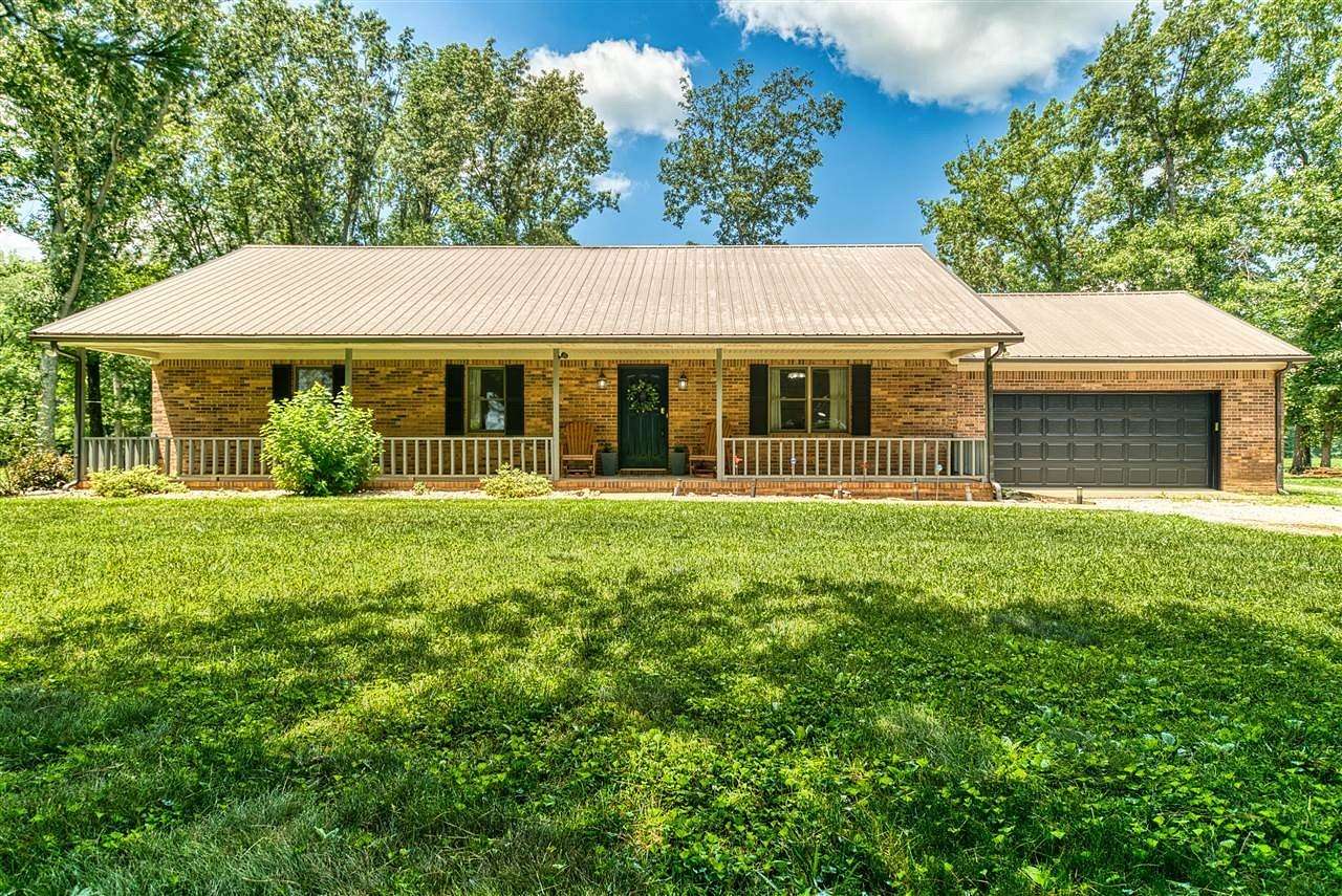 10.1 Acres of Recreational Land with Home for Sale in Franklin, Kentucky