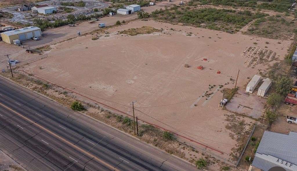 7 Acres of Mixed-Use Land for Sale in Crane, Texas