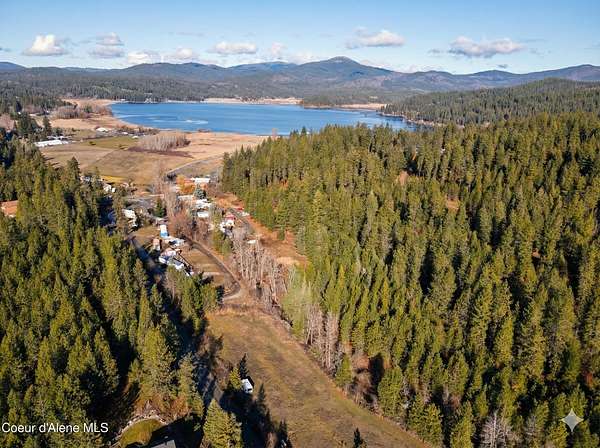 19.2 Acres of Land for Sale in Hauser, Idaho
