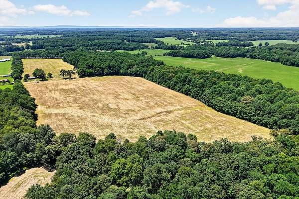 14.5 Acres of Land for Auction in Smithville, Tennessee