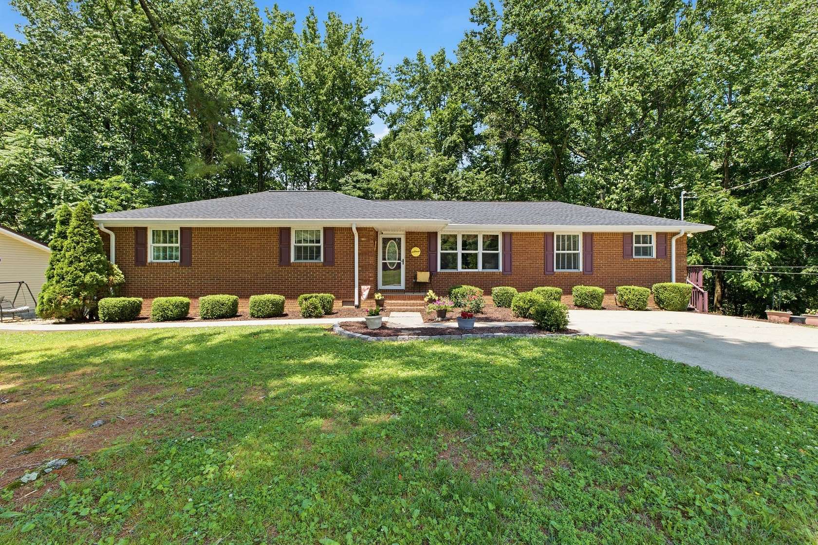 2.7 Acres of Land with Home for Sale in Goodlettsville, Tennessee