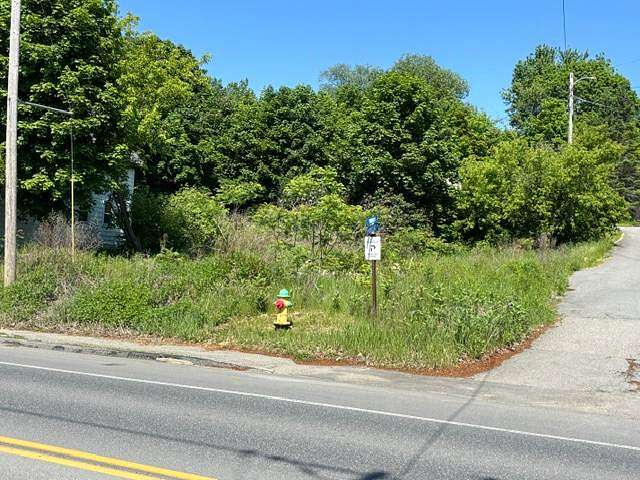 0.17 Acres of Land for Auction in Hampden, Maine
