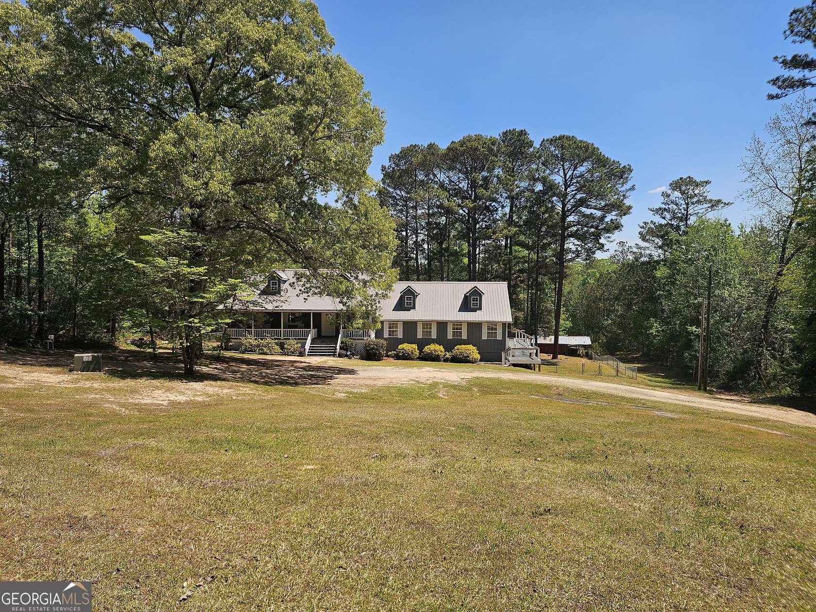 13.5 Acres of Land with Home for Sale in Franklin, Georgia