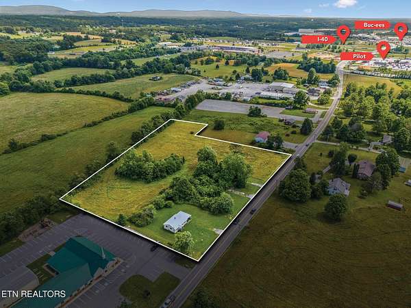 5 Acres of Mixed-Use Land for Sale in Crossville, Tennessee
