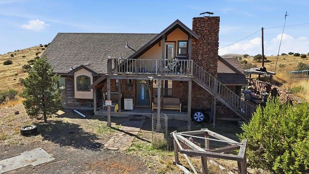 10.9 Acres of Land with Home for Sale in Fort Davis, Texas