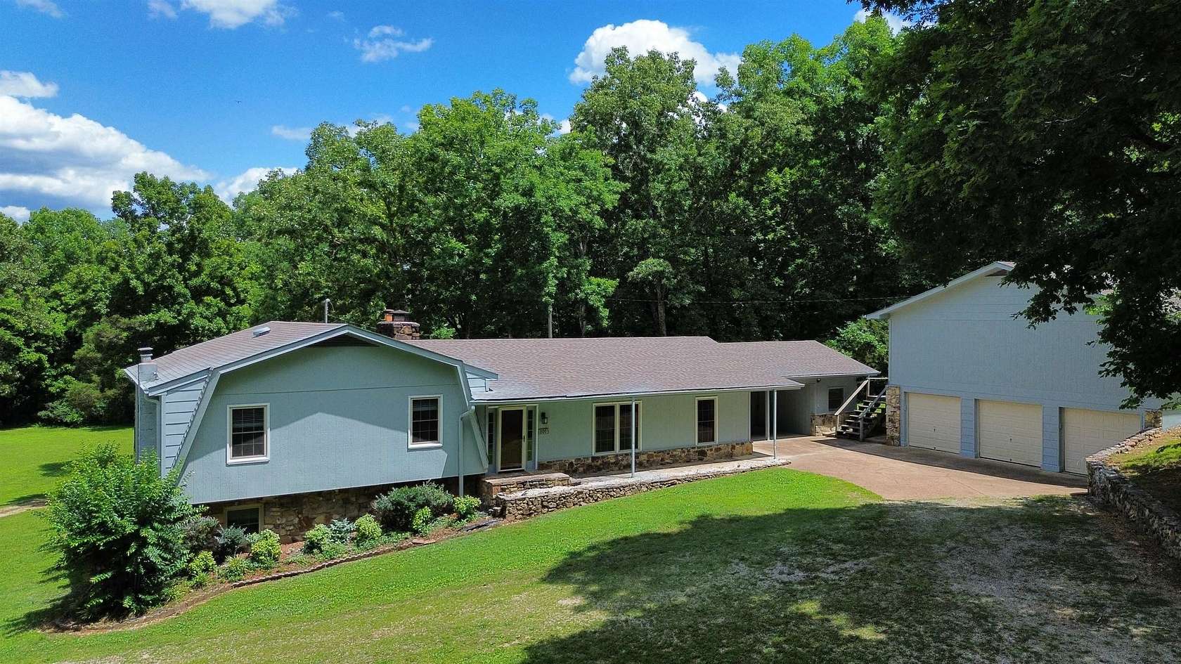13.6 Acres of Land with Home for Sale in Hardy, Arkansas