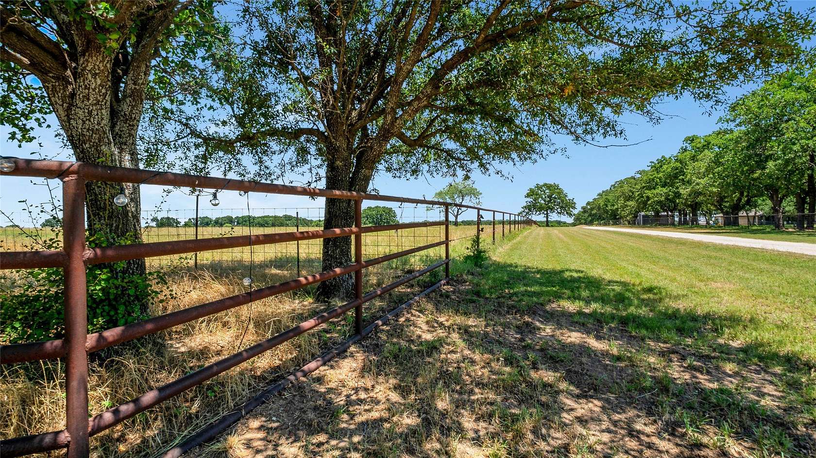 70 Acres of Agricultural & Residential Land for Sale in Chico, Texas
