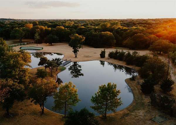 5 Acres of Residential Land for Sale in Southlake, Texas