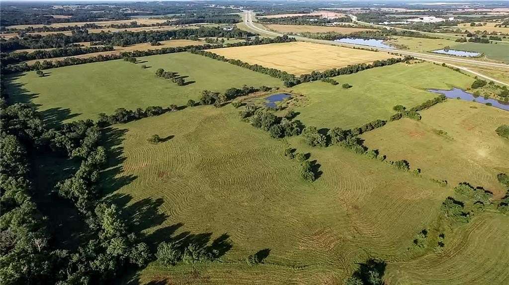 144 Acres of Agricultural Land for Sale in Mound City, Kansas