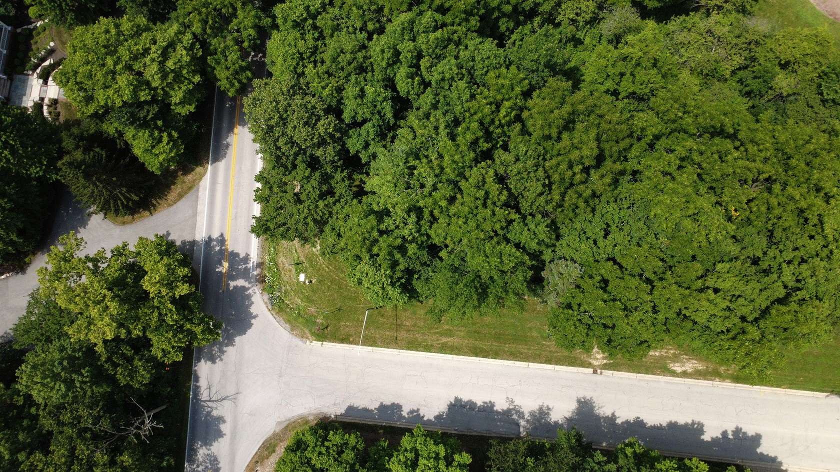 2 Acres of Land for Sale in St Charles, Illinois