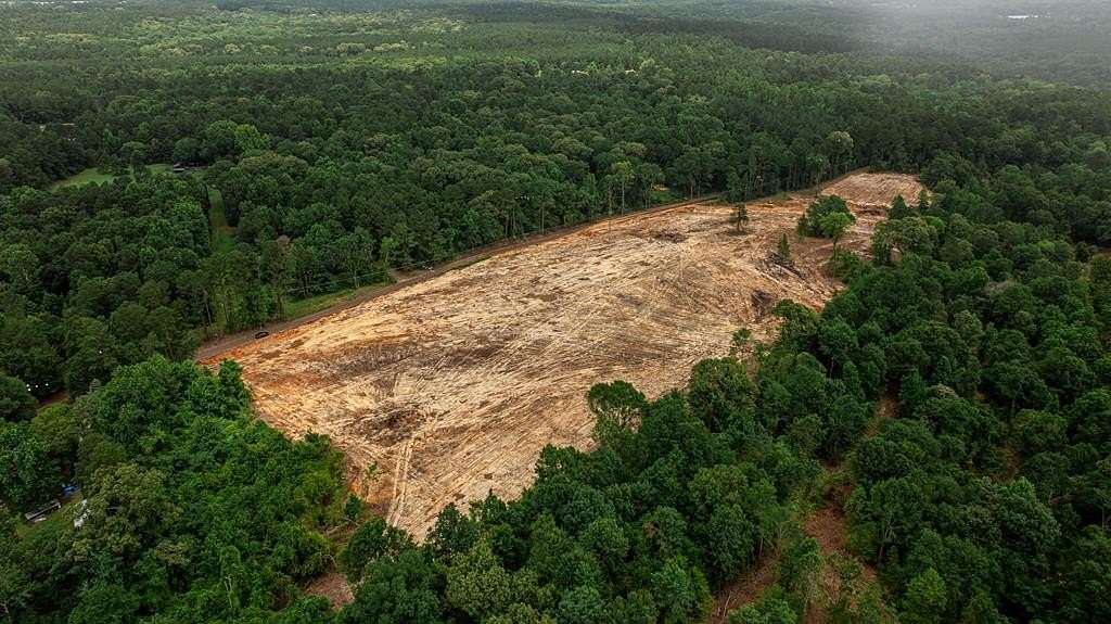 1.62 Acres of Residential Land for Sale in Nacogdoches, Texas