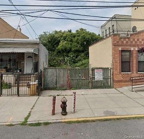 0.04 Acres of Residential Land for Sale in Brooklyn, New York