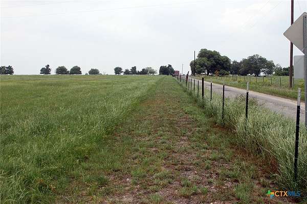 36 Acres of Agricultural & Residential Land for Sale in Lockhart, Texas