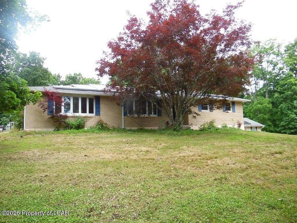 2.2 Acres of Land with Home for Sale in Wapwallopen, Pennsylvania