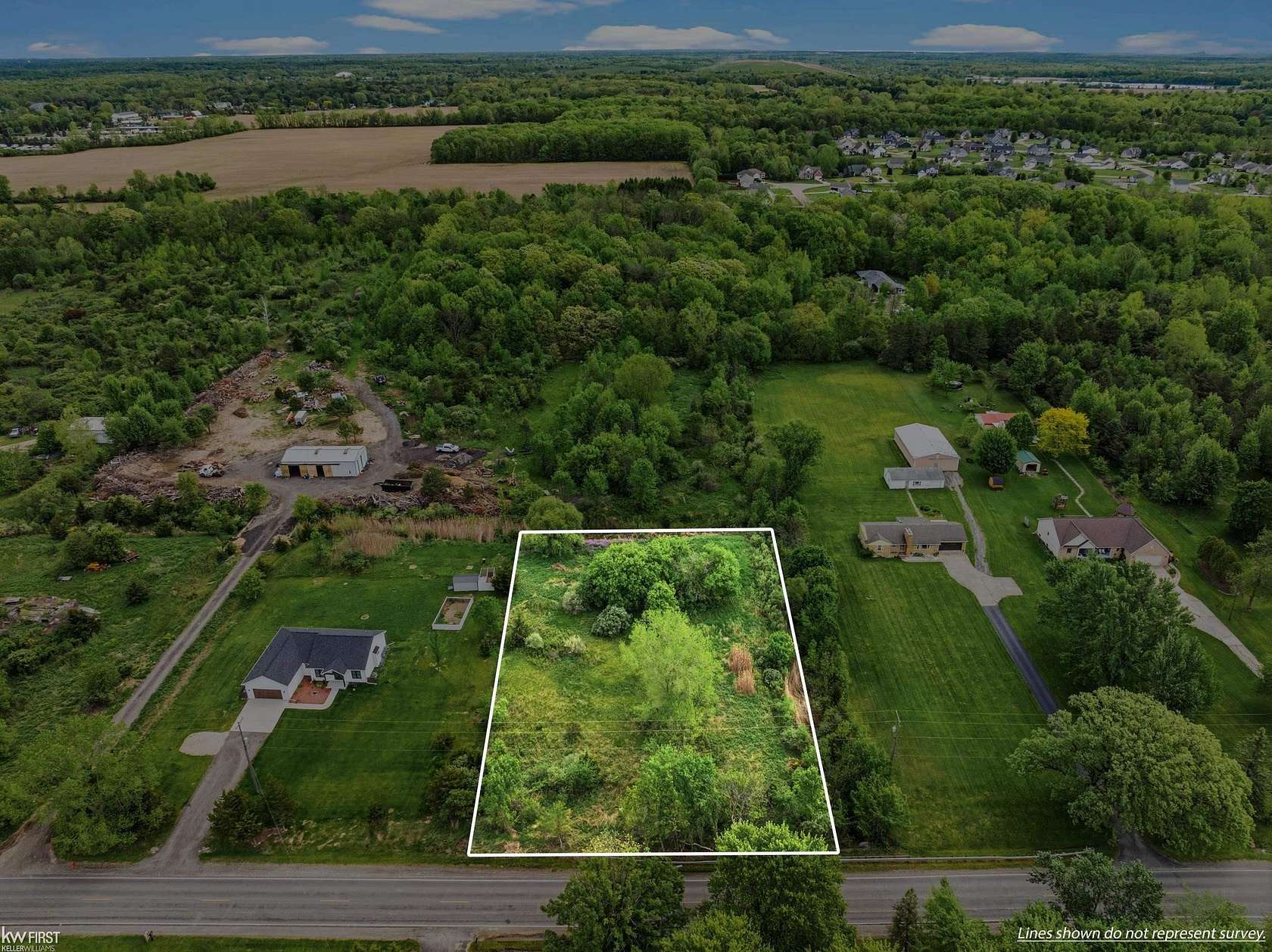 1.4 Acres of Residential Land for Sale in Swartz Creek, Michigan