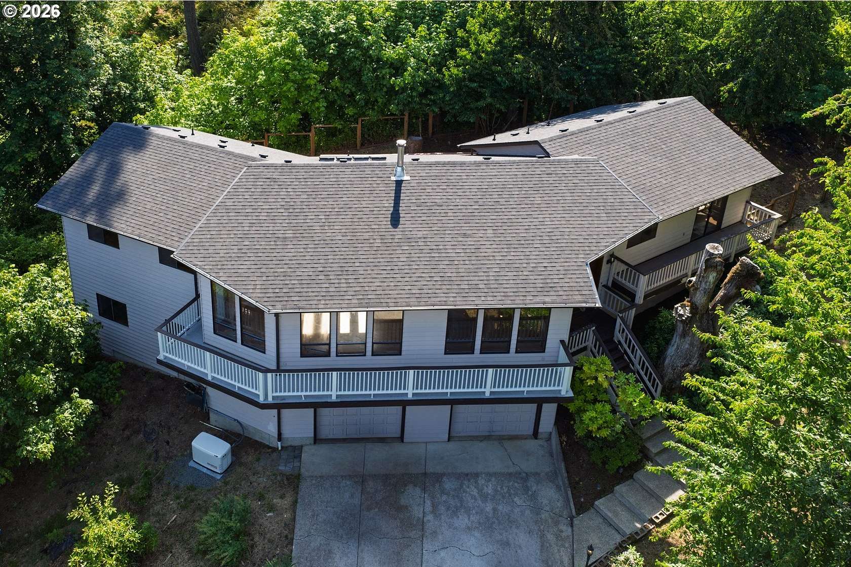 3.89 Acres of Land with Home for Sale in Eugene, Oregon