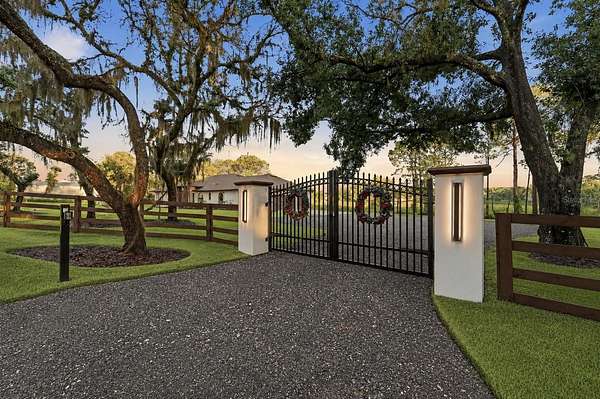 5.2 Acres of Land with Home for Sale in Sanford, Florida