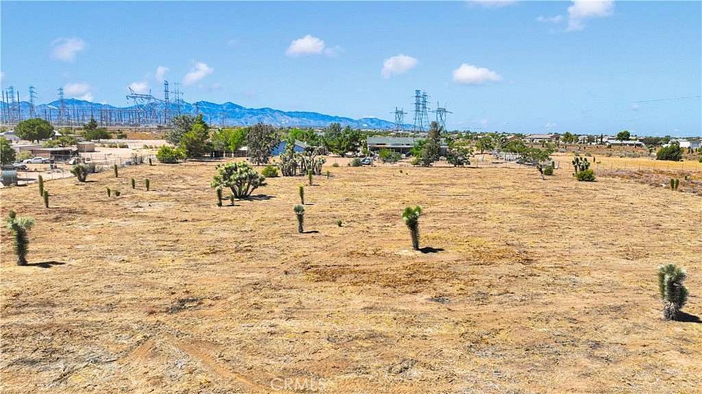 2.27 Acres of Residential Land for Sale in Oak Hills, California