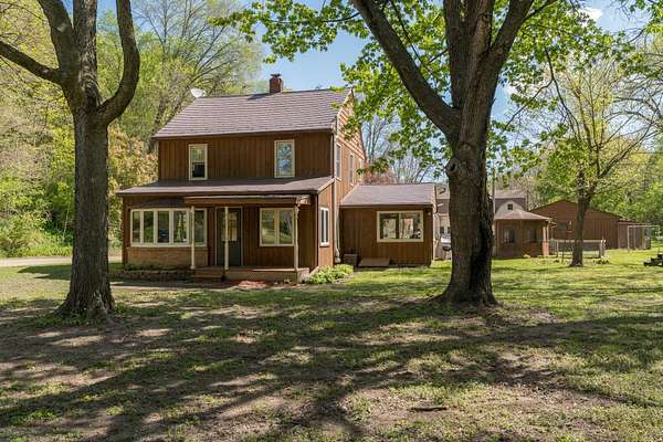 7 Acres of Land with Home for Sale in Le Sueur, Minnesota