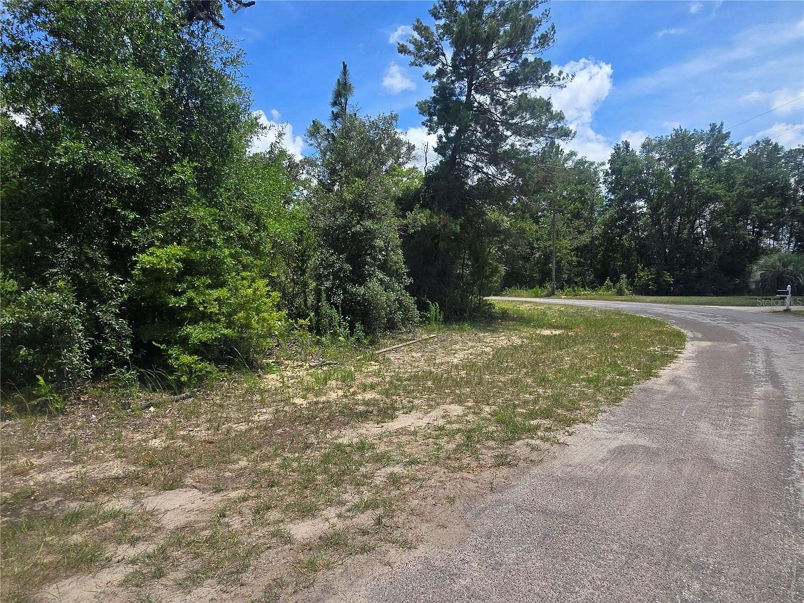 0.34 Acres of Residential Land for Sale in Citrus Springs, Florida