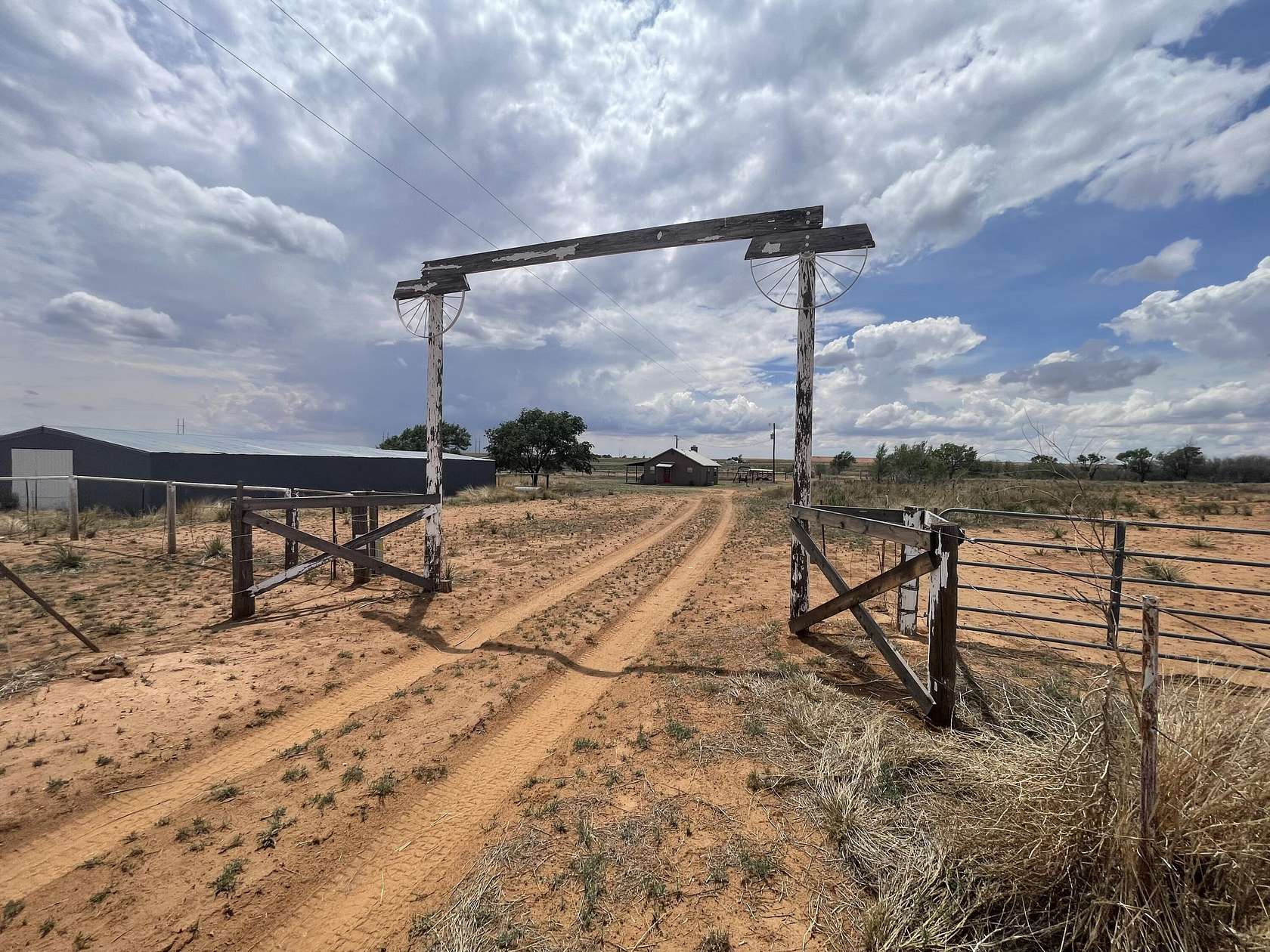 45.8 Acres of Land with Home for Sale in Abernathy, Texas
