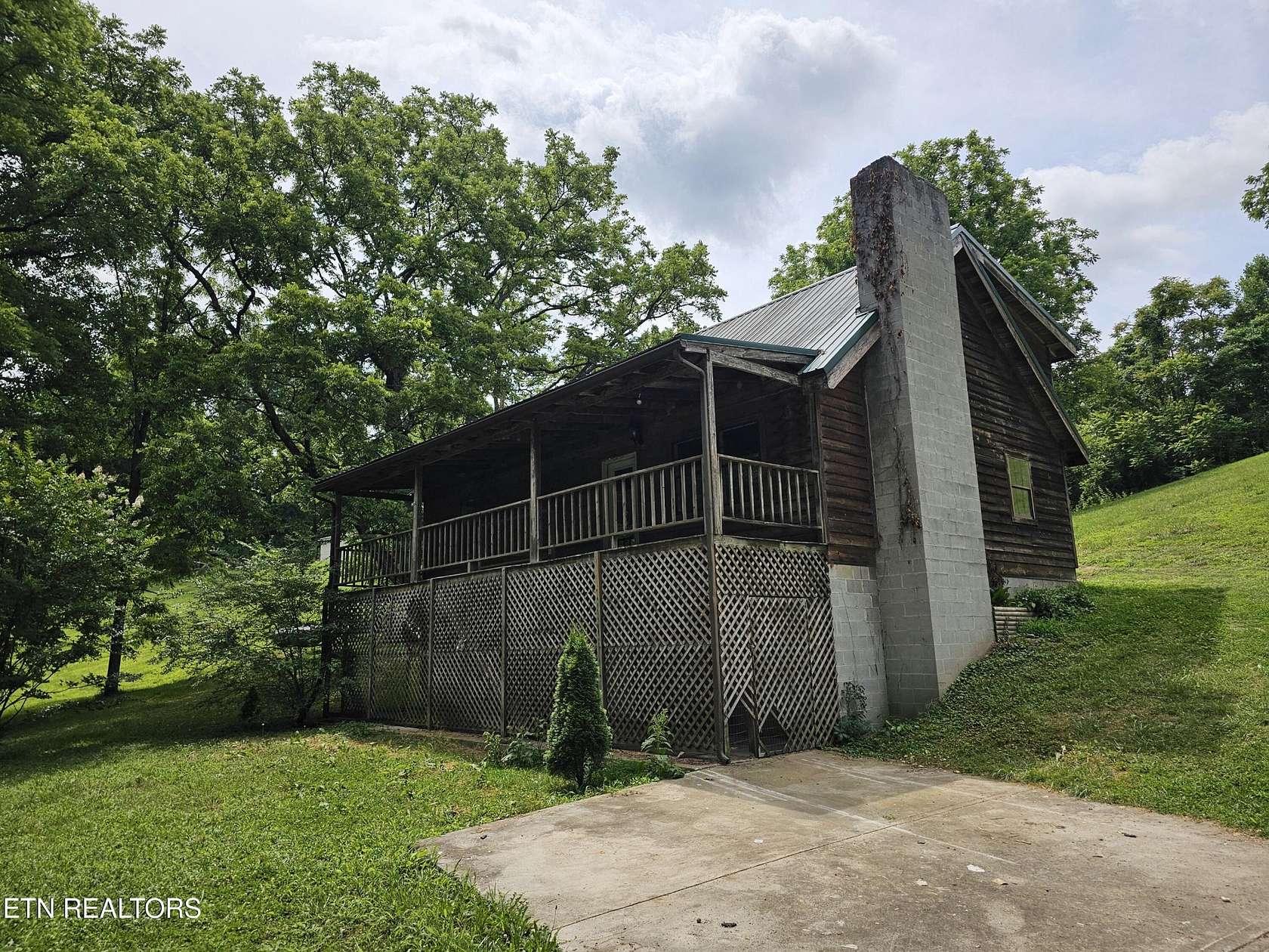 2 Acres of Land with Home for Sale in La Follette, Tennessee