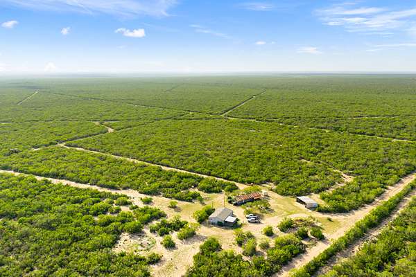 642 Acres of Land for Sale in Freer, Texas