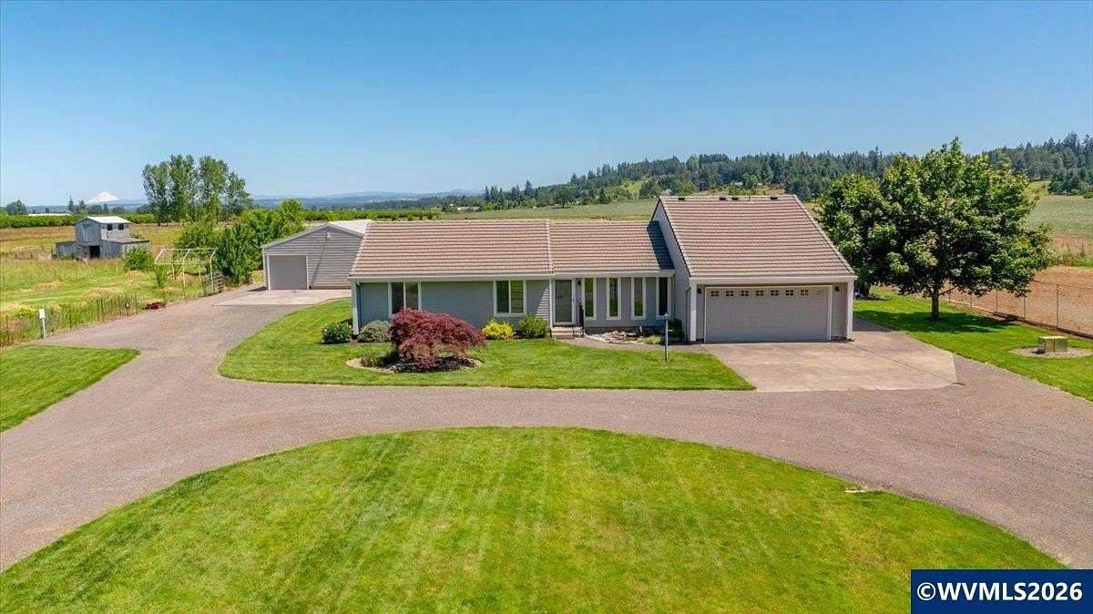4.85 Acres of Land with Home for Sale in Salem, Oregon
