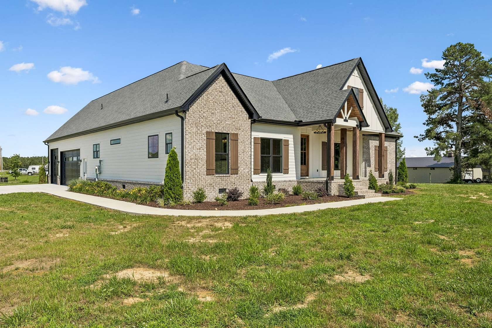 1.59 Acres of Land with Home for Sale in Summertown, Tennessee