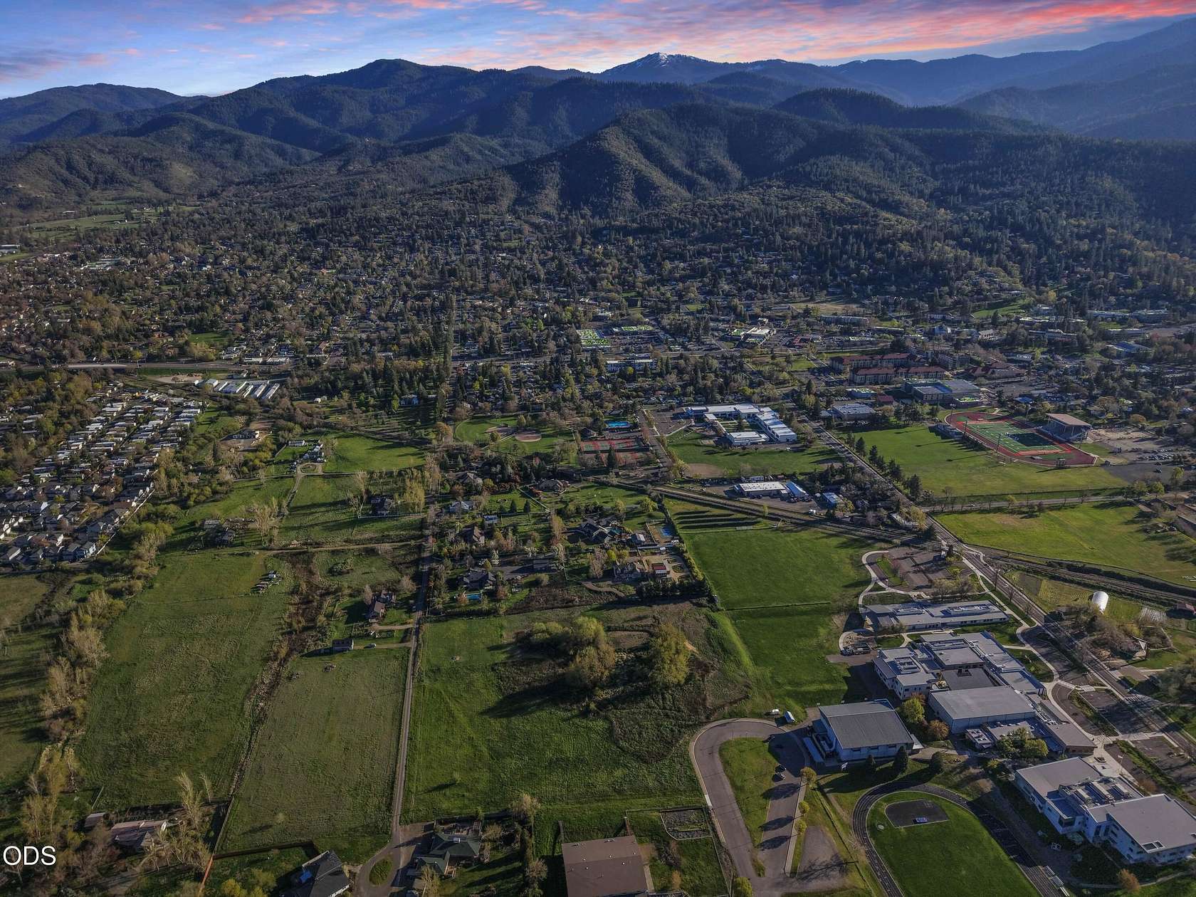 1 Acre of Residential Land for Sale in Ashland, Oregon