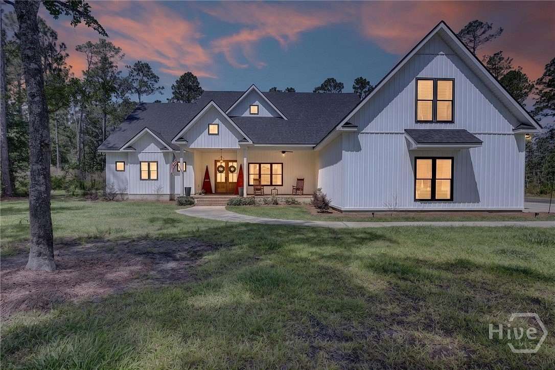 8.6 Acres of Land with Home for Sale in Pembroke, Georgia