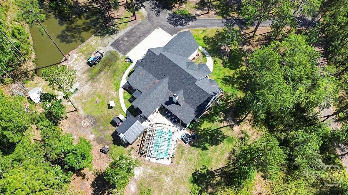 9.6 Acres of Land with Home for Sale in Pembroke, Georgia