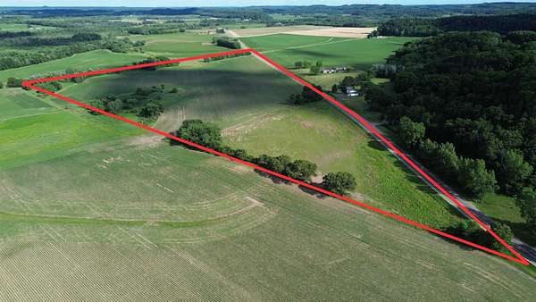 7.7 Acres of Land for Sale in Mauston, Wisconsin