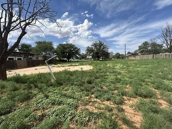 0.4 Acres of Residential Land for Sale in Sundown, Texas