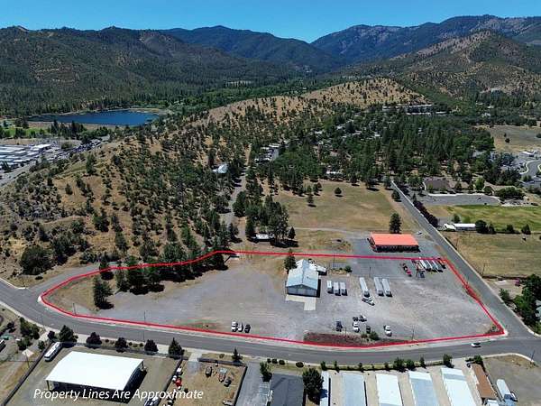 4.2 Acres of Improved Mixed-Use Land for Sale in Yreka, California