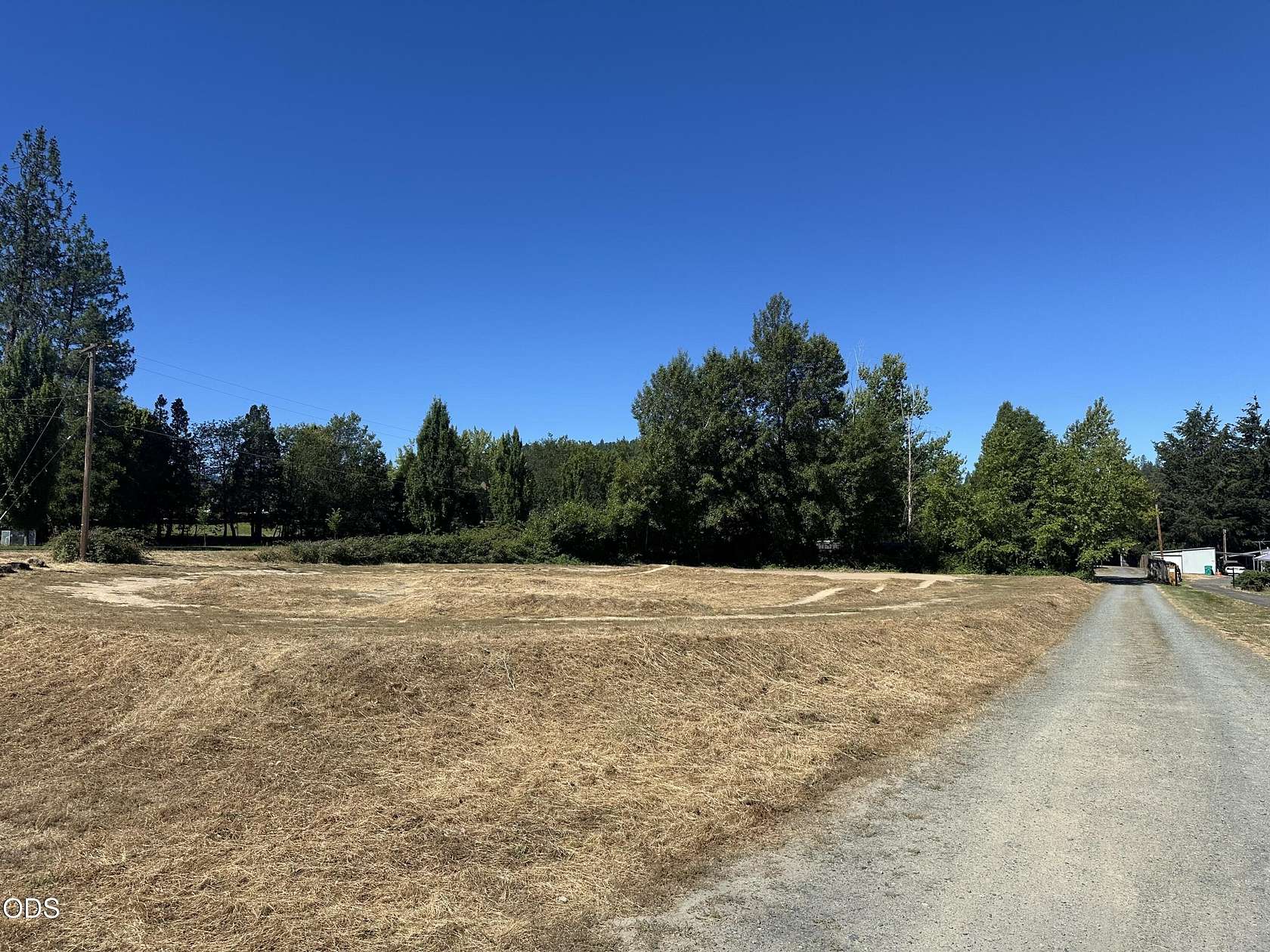 2 Acres of Residential Land for Sale in Grants Pass, Oregon