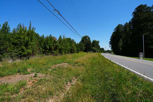 8.19 Acres of Recreational Land for Sale in Mooresville, North Carolina