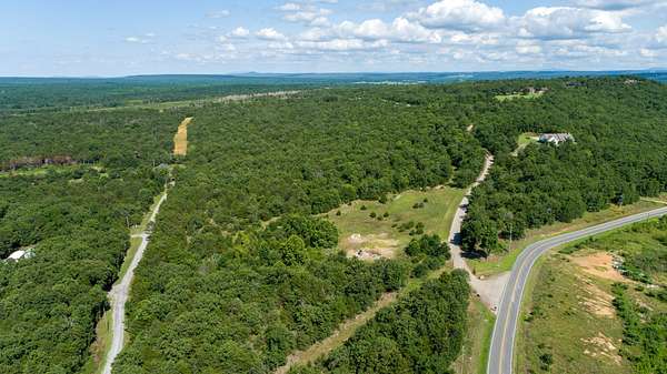 30 Acres of Recreational & Residential Land for Sale in Greenwood, Arkansas